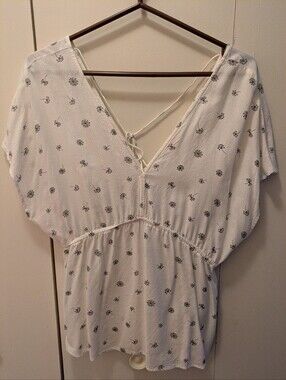 Lucky Brand White Floral V-Neck Peplum Women's Top